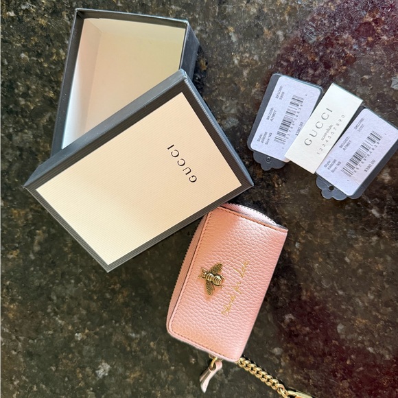 Gucci Pink and Gold Key Holder / Handbag Charm with Decorative Bee - Authentic - Picture 9 of 10